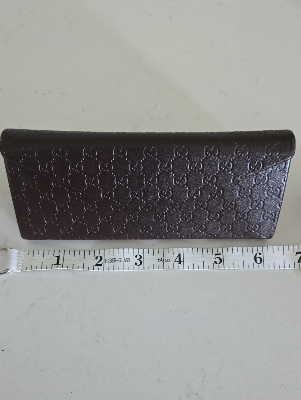 GUCCI Embossed GG Sunglasses Case.. Drk Expresso Brown Tri-fold